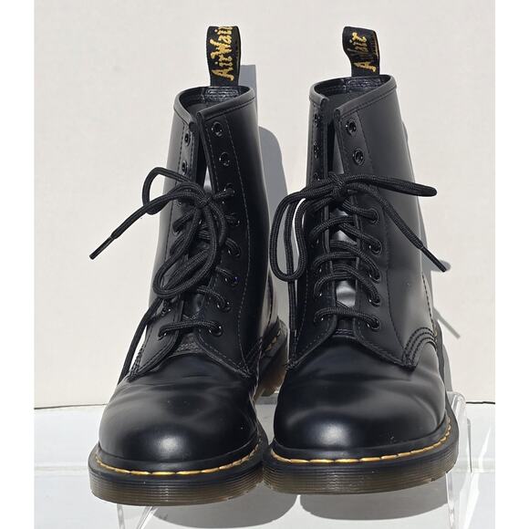 Dr Martens Black Leather Lace Up Airware 11821 Retail $238 Sz Women 8 - Picture 3 of 7